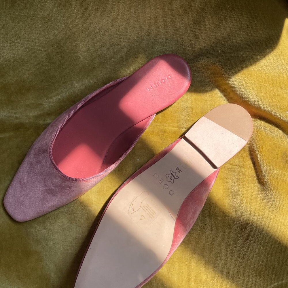 NWT DŌEN  The Wren Mule in Blush Velvet Slip On - Picture 3 of 4